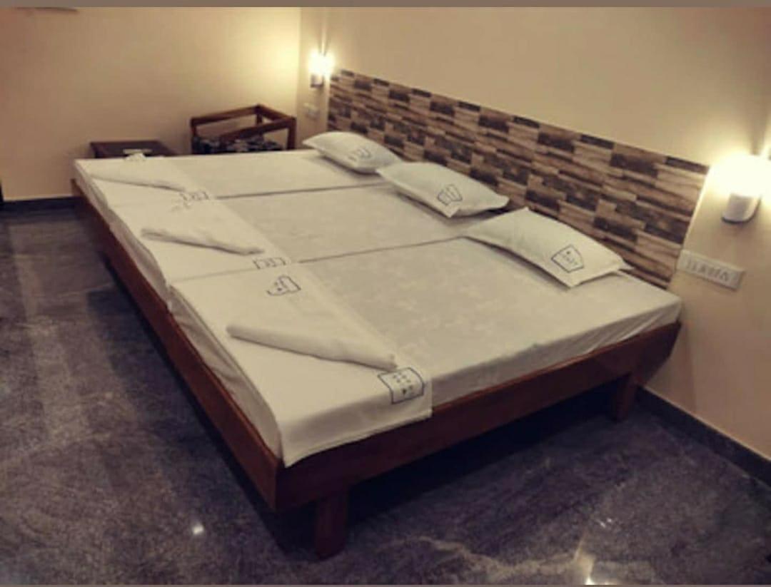 Hotel Wins 根尼亚古马里 外观 照片