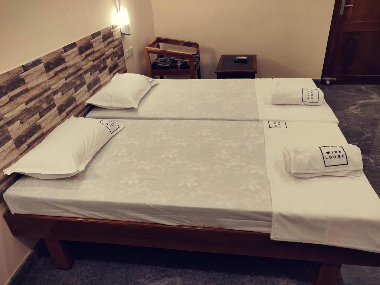 Hotel Wins 根尼亚古马里 外观 照片